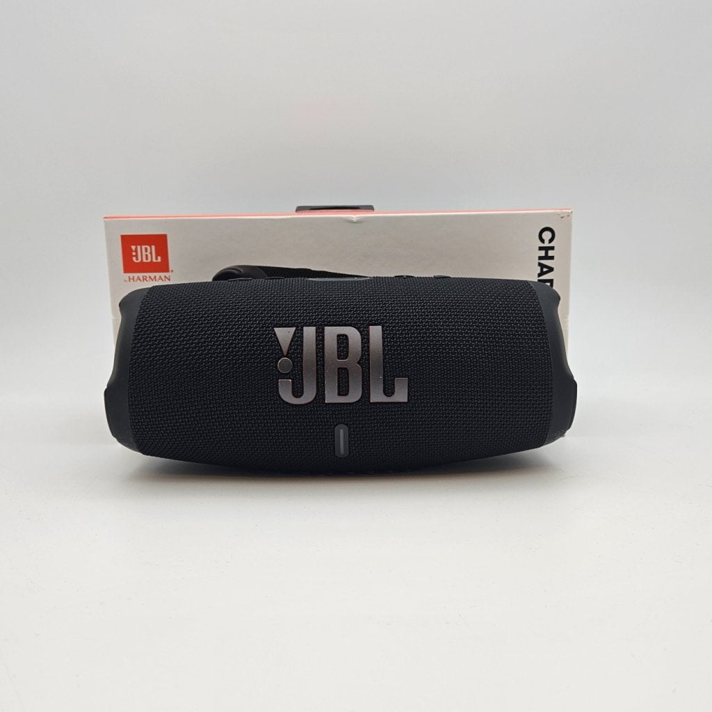 JBL Charge 5 Black in Doos in Nette Staat, JBL, Zo goed als nieuw, Support@jbl.com, 400 Atlantic Street
Stamford, CT 06901
USA
