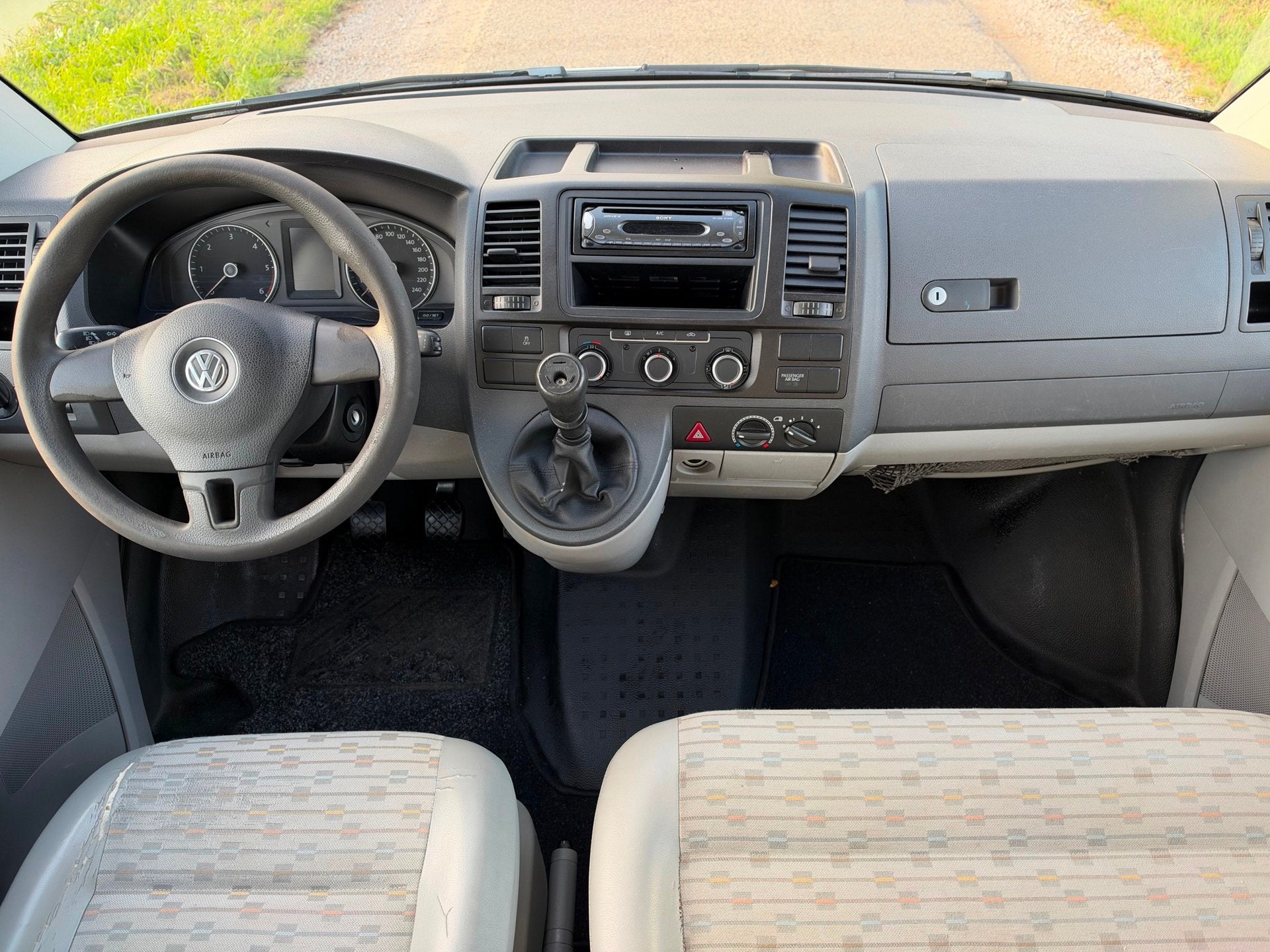 Volkswagen Transporter Kombi 2.0 TDI L1H1 Trendline Baseline, Auto's, Voorwielaandrijving, Euro 5, Stof, Gebruikt