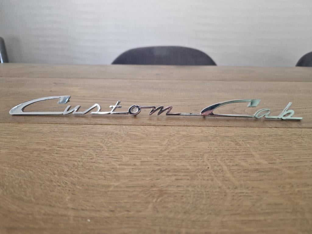 Ford F100 Custom Cab logo, Auto-onderdelen, Voor, Nieuw, Ophalen of Verzenden, Ford