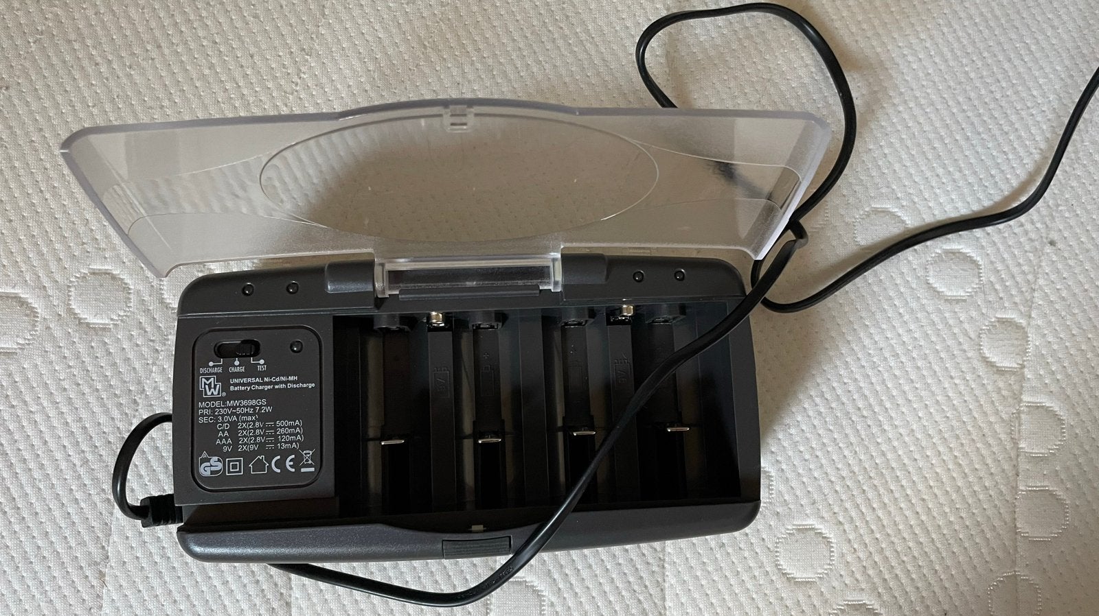 Universele Batterij Tester Oplader/Ontlader AA/AAA/C/D/9V, Ophalen of Verzenden, Gebruikt, Oplaadbaar