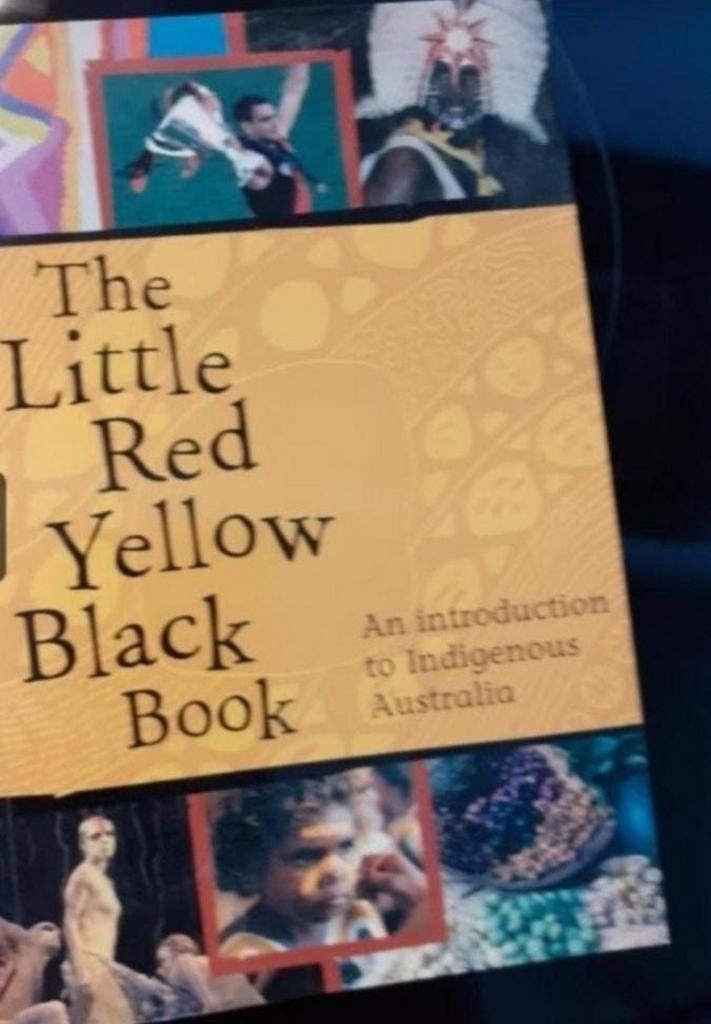 The Little Red Yellow Black Book - Inheemse Australië, Ophalen of Verzenden, Gelezen, Overige onderwerpen, Diverse auteurs (Aboriginal Studies Press)