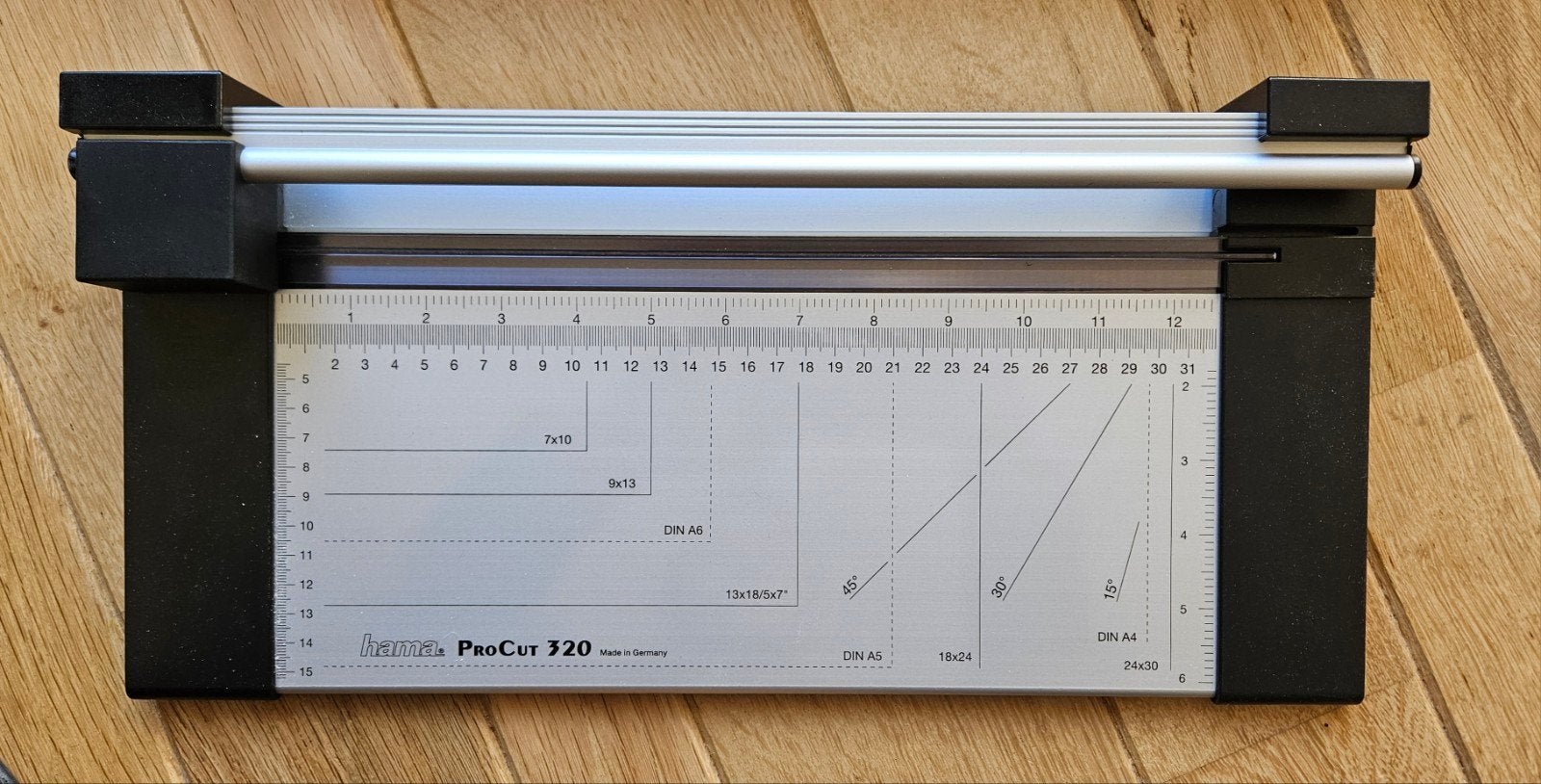 HAMA ProCut 320 Rolsnijmachine in originele doos, Diversen, Bureau-accessoires, Ophalen of Verzenden