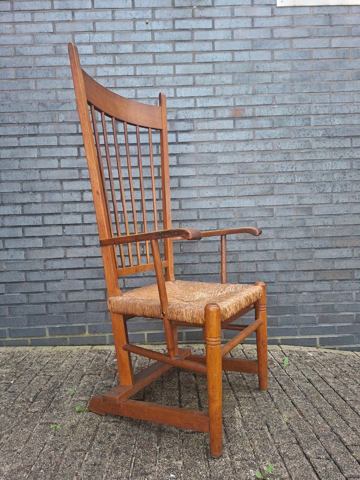 Arts and crafts eiken stoel met biezen zitting, Antiek en Kunst, Antiek | Meubels | Stoelen en Banken, Ophalen