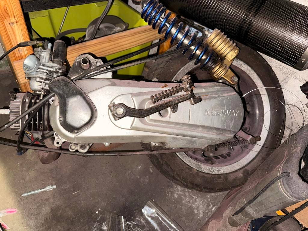 Keeway Scooter Motorblok met Uitlaat en Wiel, Ophalen, Gebruikt, Blok, Overige merken