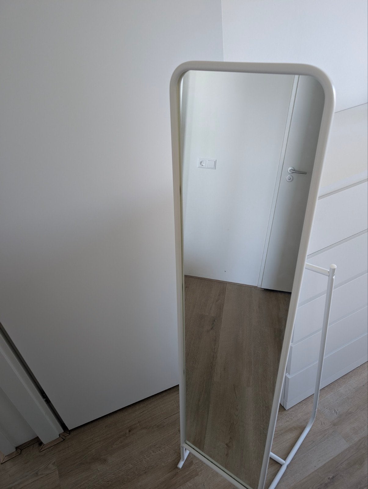 IKEA Knapper spiegel, Huis en Inrichting, Woonaccessoires | Spiegels, Ophalen, Minder dan 50 cm, Gebruikt, 150 tot 200 cm