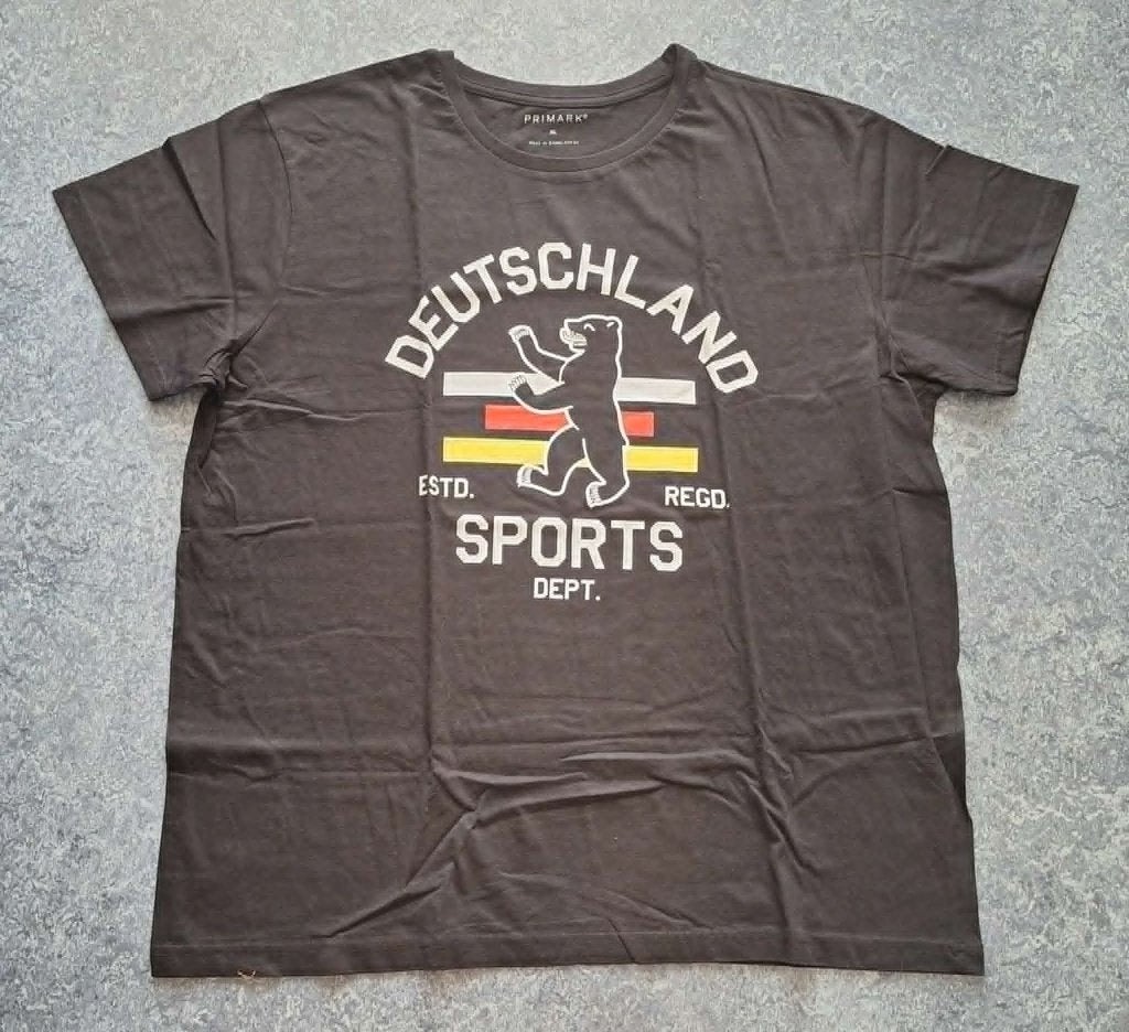 Te koop nieuw zwart T-shirt met opdruk Deutschland (maat XL), Zwart, Ophalen of Verzenden, Primark, Maat 56/58 (XL)