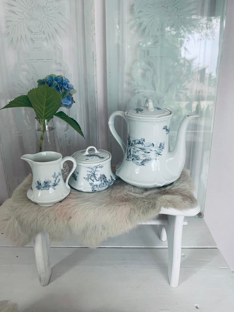 Limoges Toile de Jouy thee koffiepot en roomstel, Ophalen