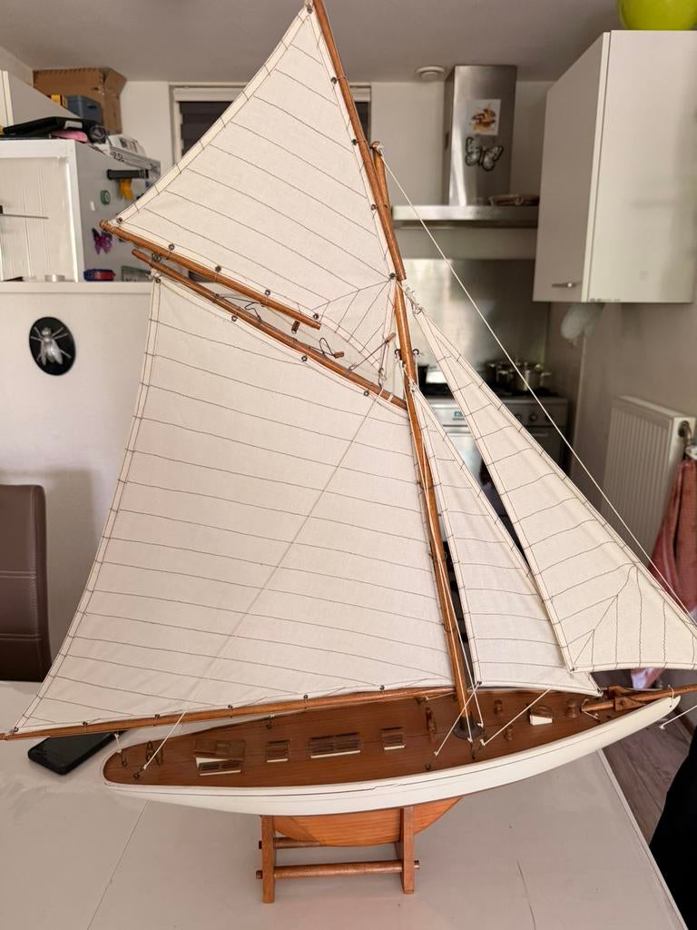 Vintage zeilboot, Hobby en Vrije tijd, Modelbouw | Boten en Schepen, Ophalen, Zo goed als nieuw