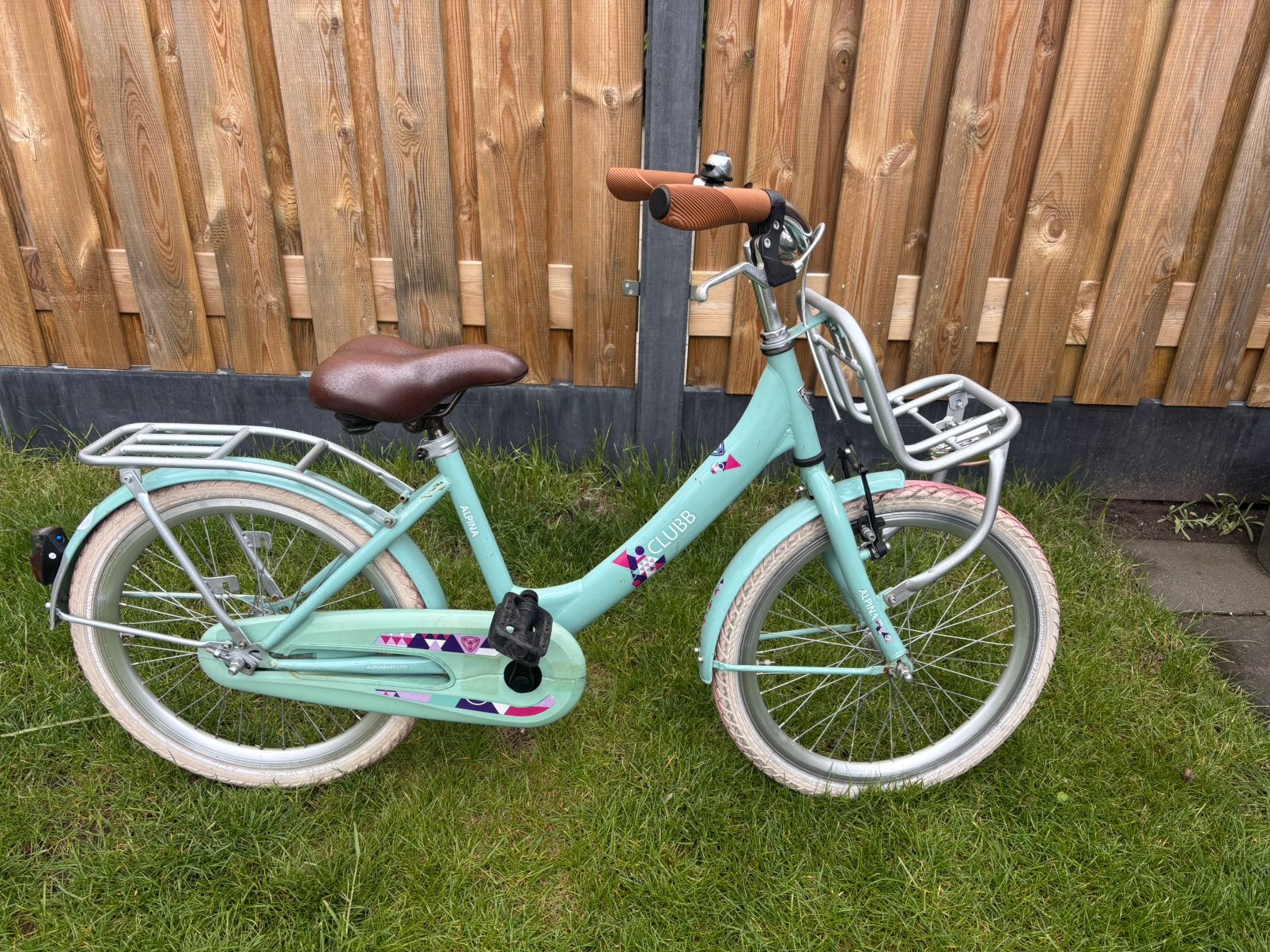20 inch Alpina Clubb meisjes fiets mintgroen, Fietsen en Brommers, Ophalen of Verzenden, Zo goed als nieuw, 20 inch, Handrem
