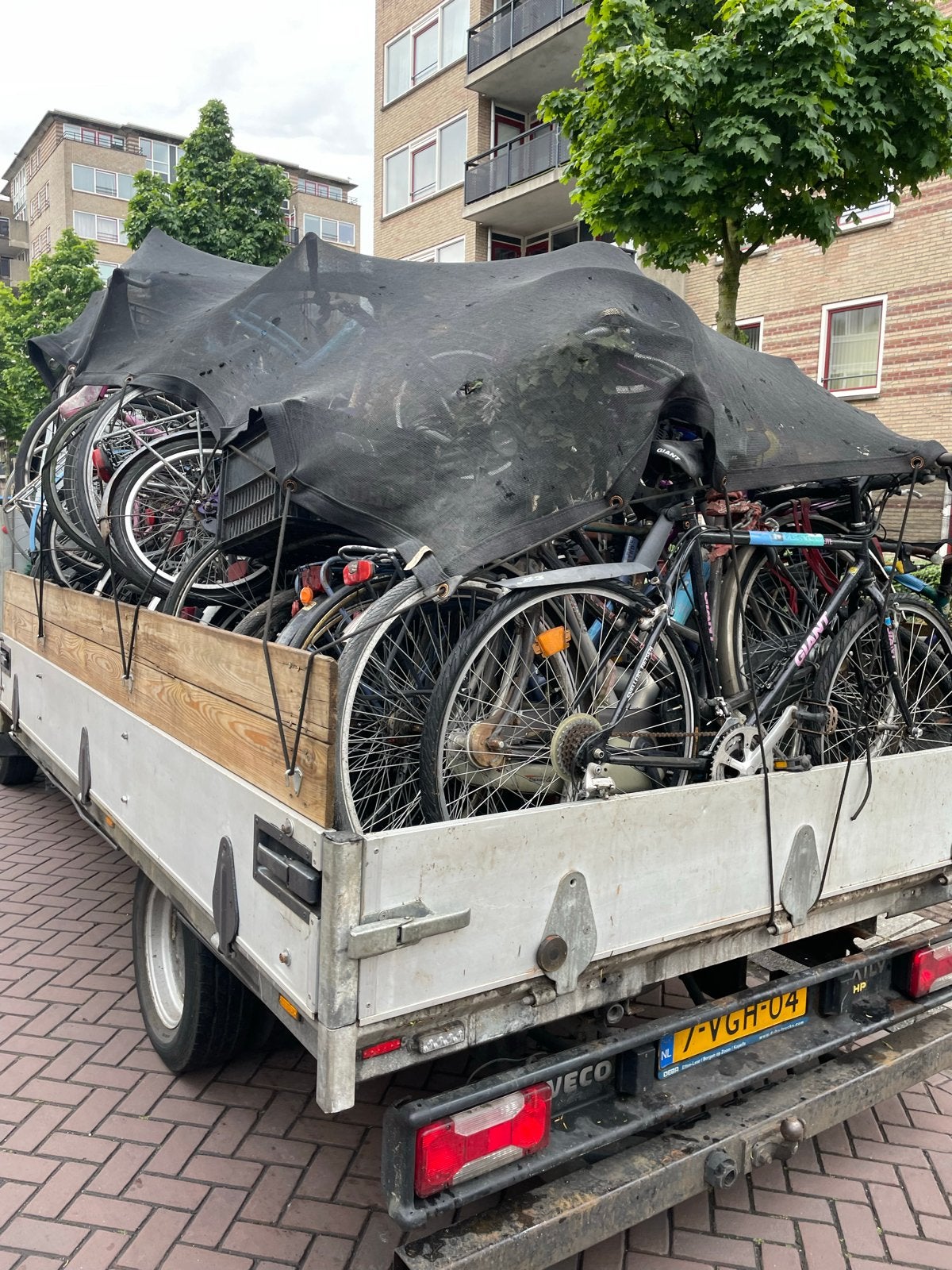 Gratis ophaaldienst oud ijzer 0651606651, Ophalen of Verzenden, Gebruikt