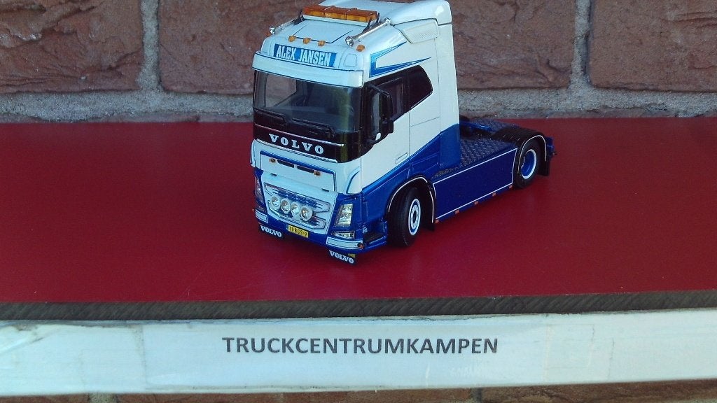 WSI  Volvo  FH4  van  Alex  Jansen  Transport.