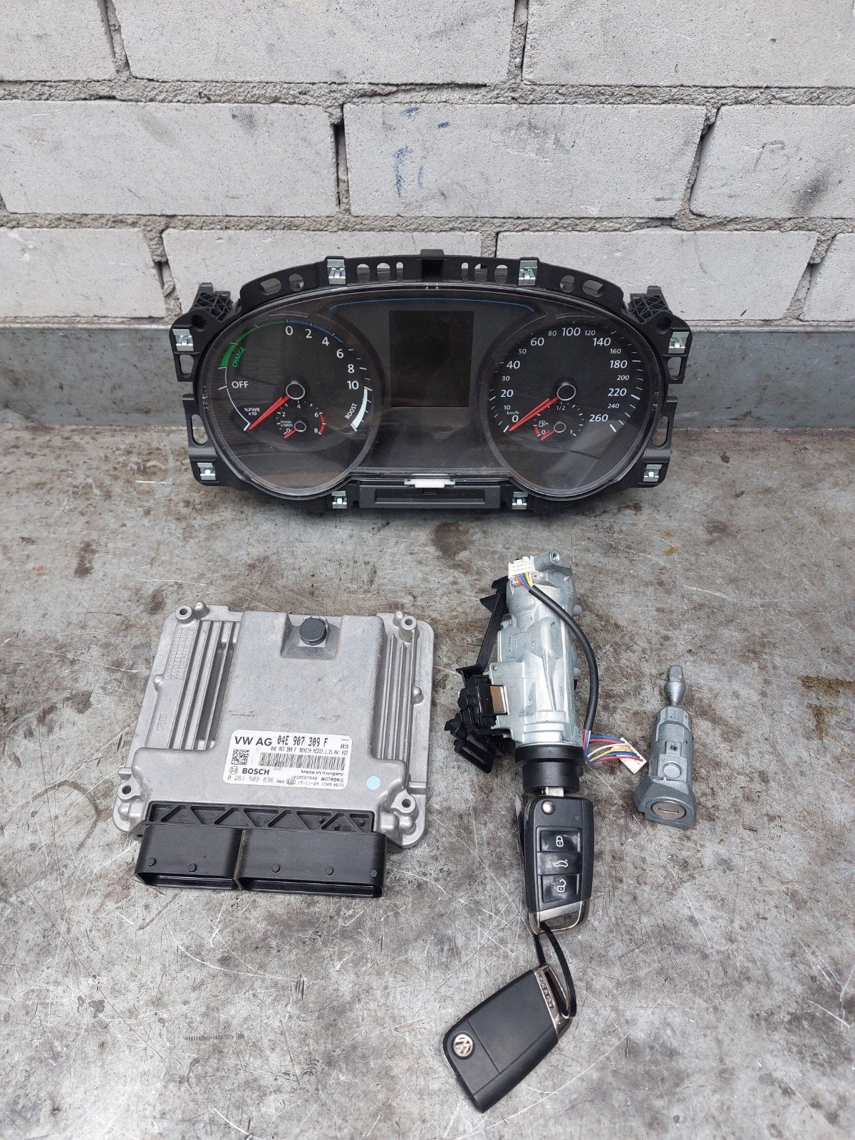Golf 7 GTE sleutel set klok ecu  04e907309f 5g1920754a, Ophalen