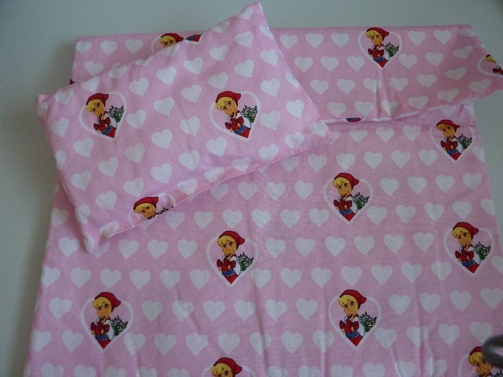 Dekbed en kussentje voor de baby pop.Poppenkleertjes, Ophalen of Verzenden, Nieuw, Babypop