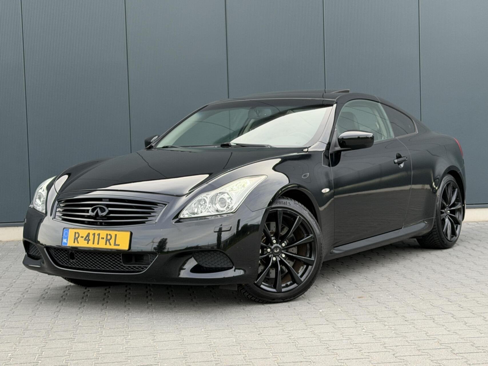 Infiniti G37 Coupe 3.7 V6 Handgeschakeld - Schuifdak - Leder, Auto's, 3696 cc, Gebruikt, Zwart, Overige carrosserieën