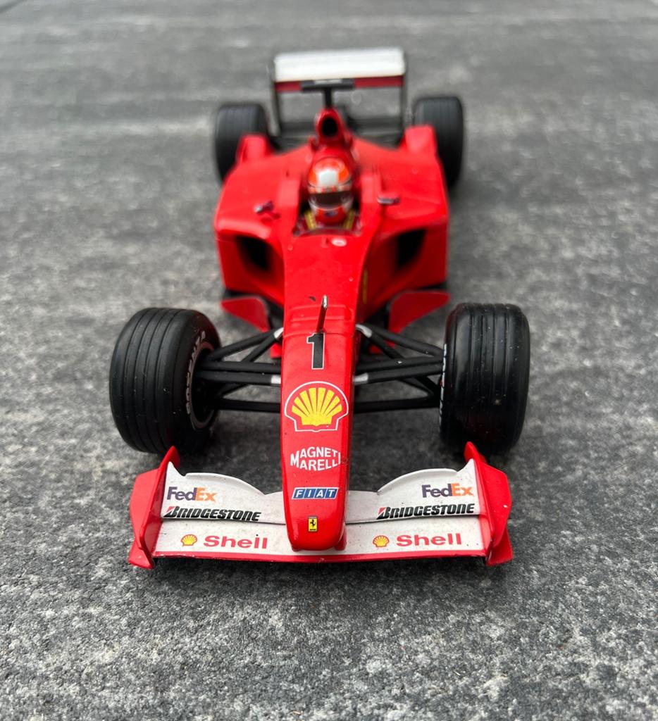 M. Schumacher Ferrari F2001 2001 Hot Wheels 1:18 F1, Ophalen of Verzenden, Zo goed als nieuw, Auto, Hot Wheels