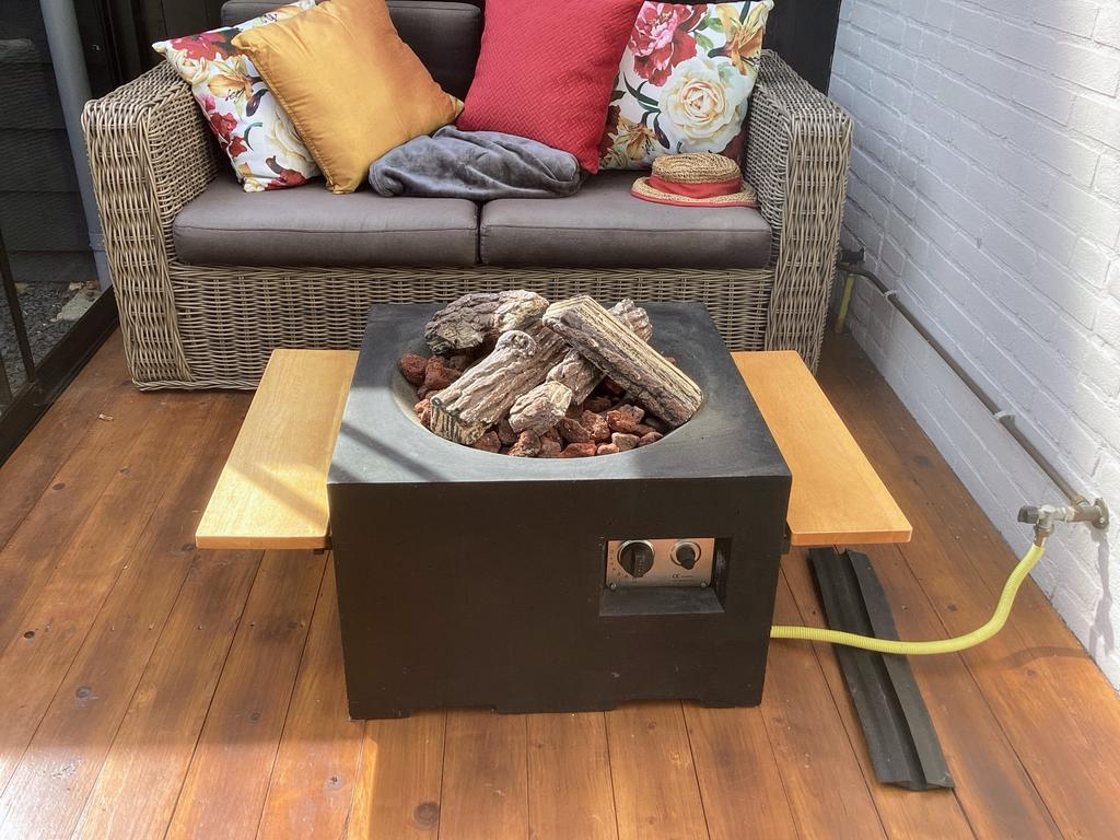 Happy cocooning vuurtafel 76x76x46cm zwart composiet, Ophalen, Zo goed als nieuw