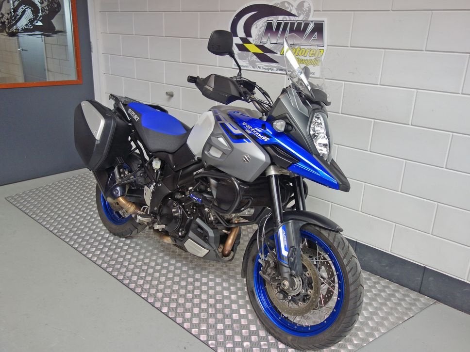 SUZUKI V-STROM DL 1000, Motorrijbewijs A, Bedrijf, Onbekend, Meer dan 35 kW