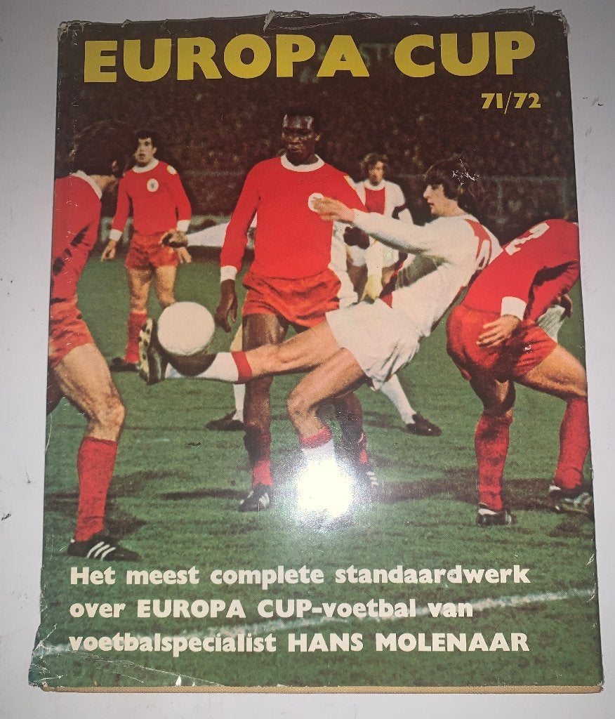 europa cup 71/72 boek Ajax wint de Cup, Ophalen of Verzenden, Zo goed als nieuw, Balsport