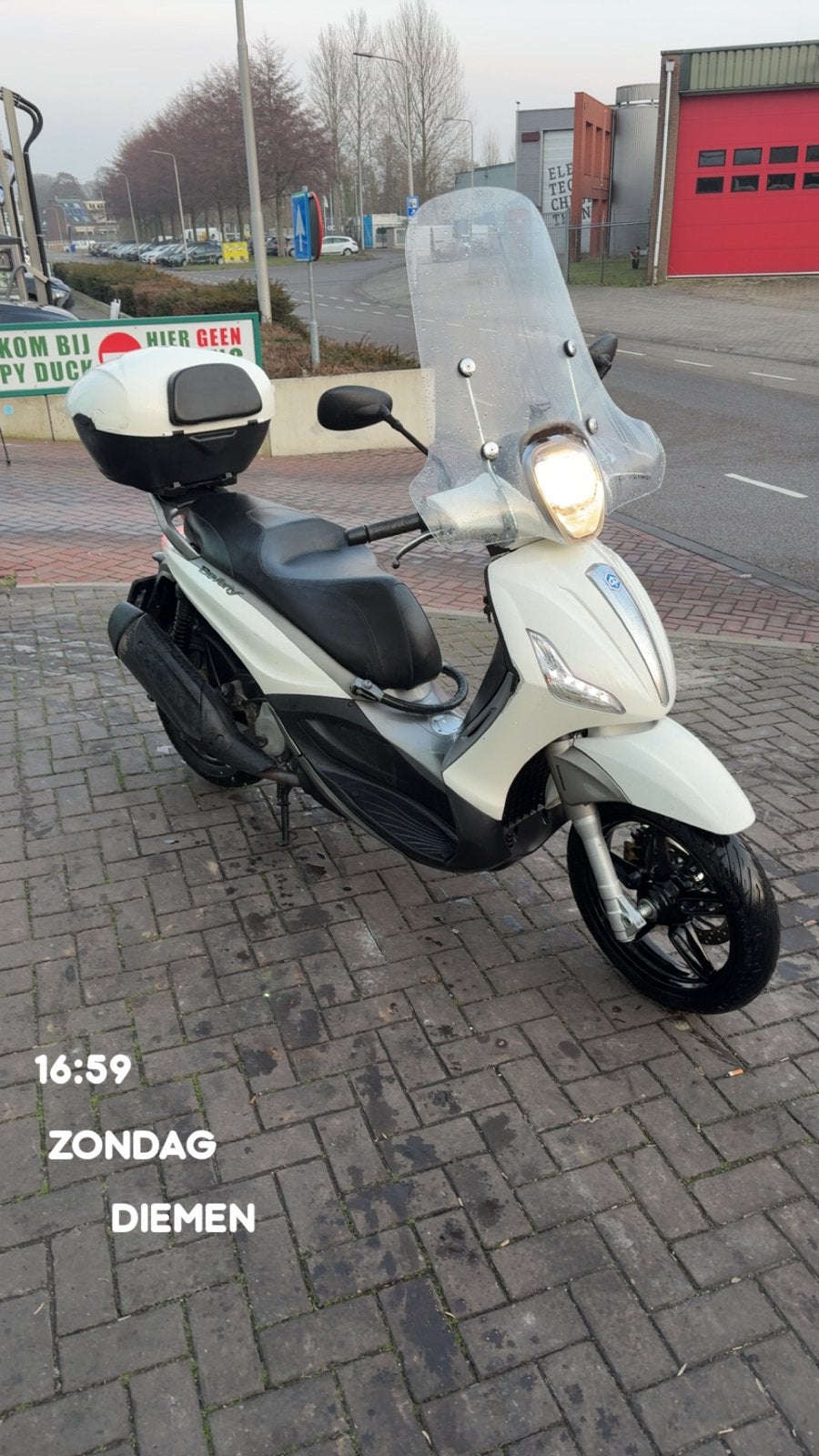 Piaggio Beverly 350, Ophalen, Overige modellen, Maximaal 45 km/u, Zo goed als nieuw