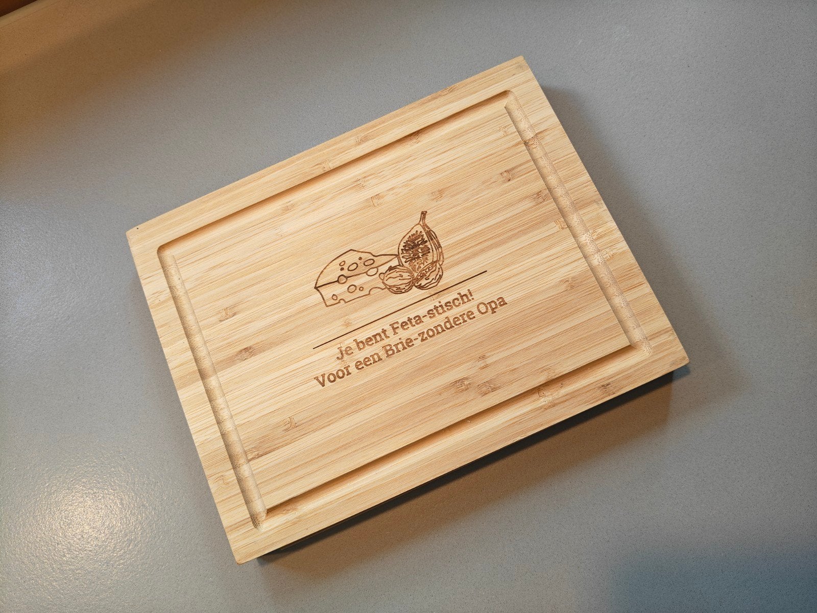 Kaasplankje met messen en 'Opa-tastisch' gravure - Nieuw, Ophalen, Hout, Snij-/serveerplank, Nieuw