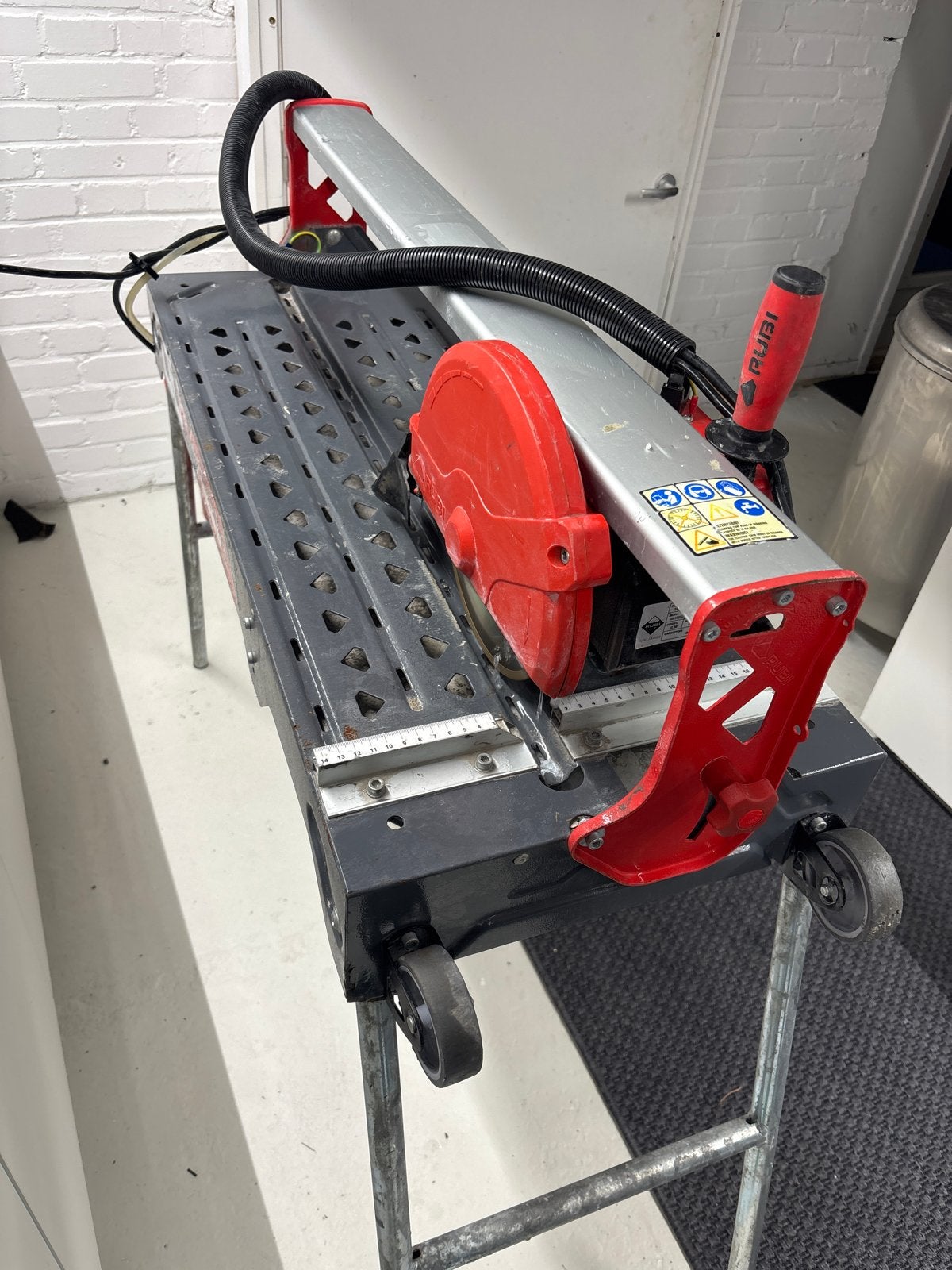Rubi DU-200 EVO Tegelzaag - Gebruikt, Ophalen, Gebruikt, Cirkelzaag, 600 tot 1200 watt