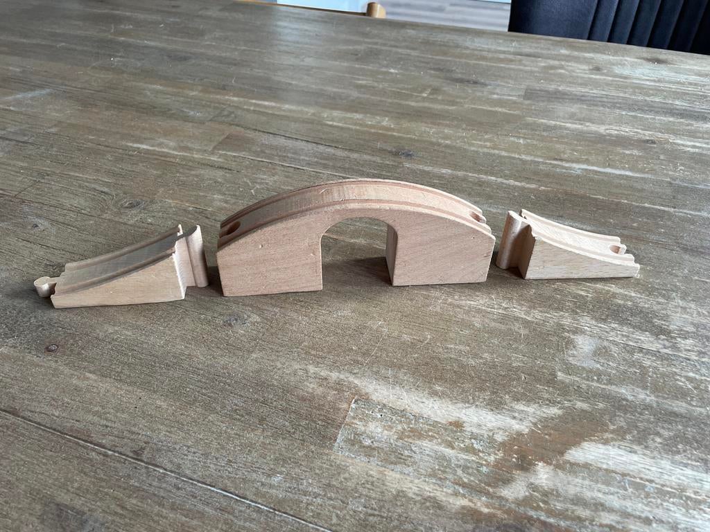 Houten treinbrug - speelgoed, Ophalen of Verzenden, Gebruikt, Jongen of Meisje