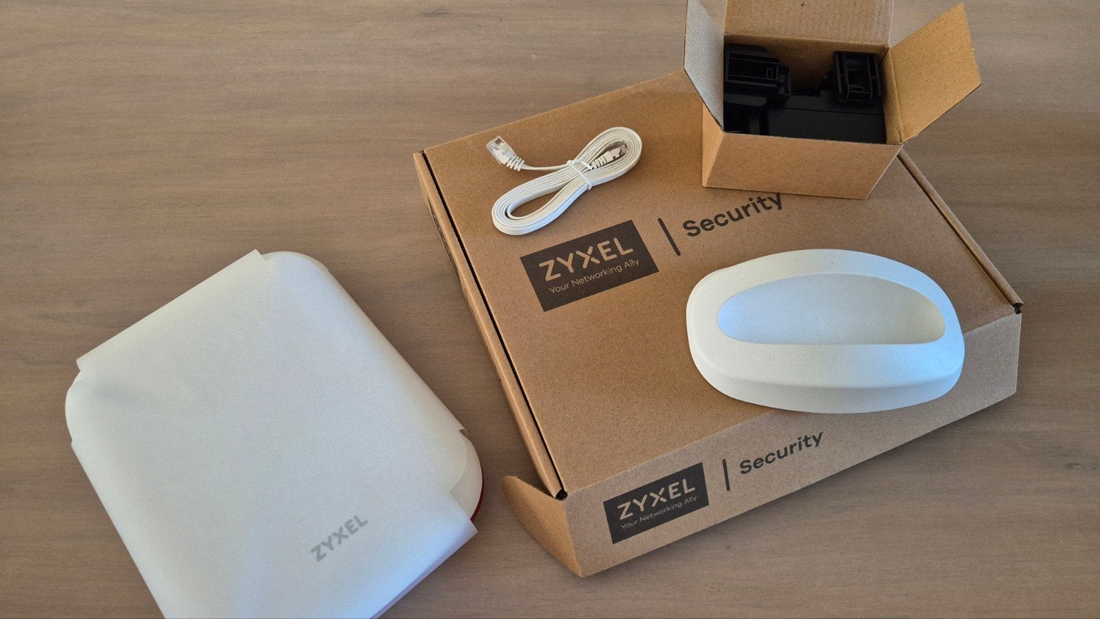 Zyxel SCR 50AXE WiFi 6 Router - Nieuw in doos, Ophalen of Verzenden, Nieuw, Router, Zyxel