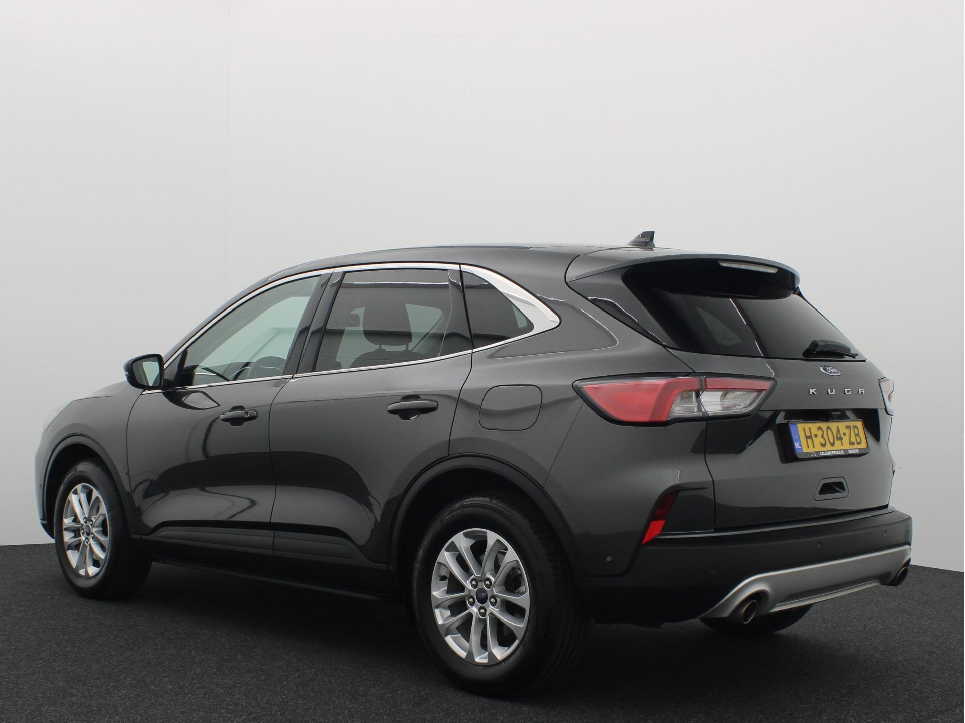 Ford Kuga 1.5 EcoBoost Titanium 1800KG TREKGEW / 360GR CAMER, Auto's, Ford, Voorwielaandrijving, Stof, 4 cilinders, 150 pk