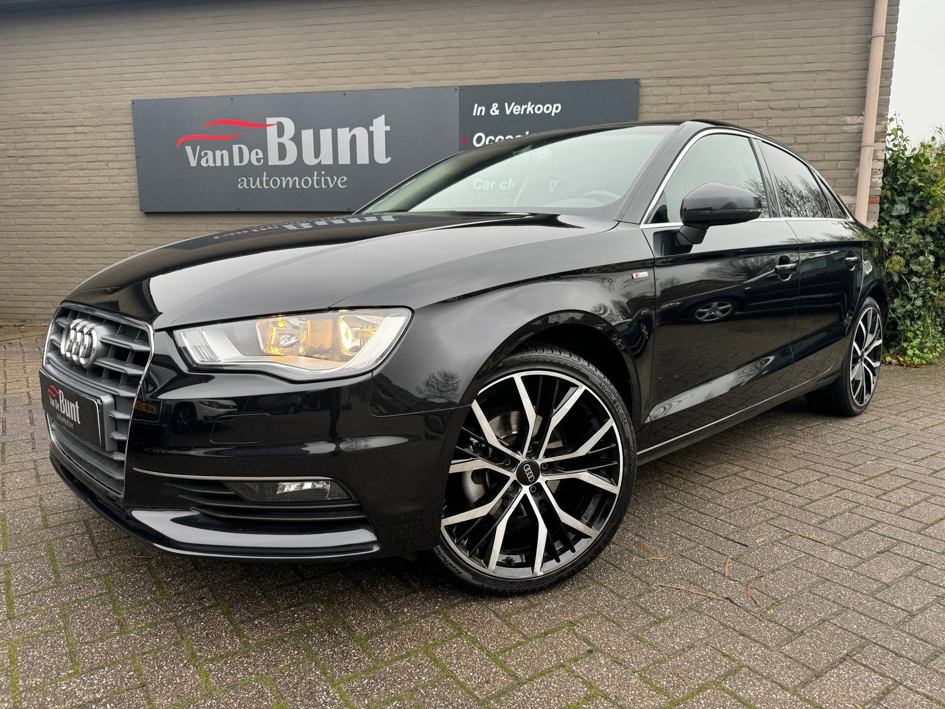 Audi A3 Limousine 1.4 TFSI, Auto's, Gebruikt, 4 cilinders, Leder en Stof, Zwart