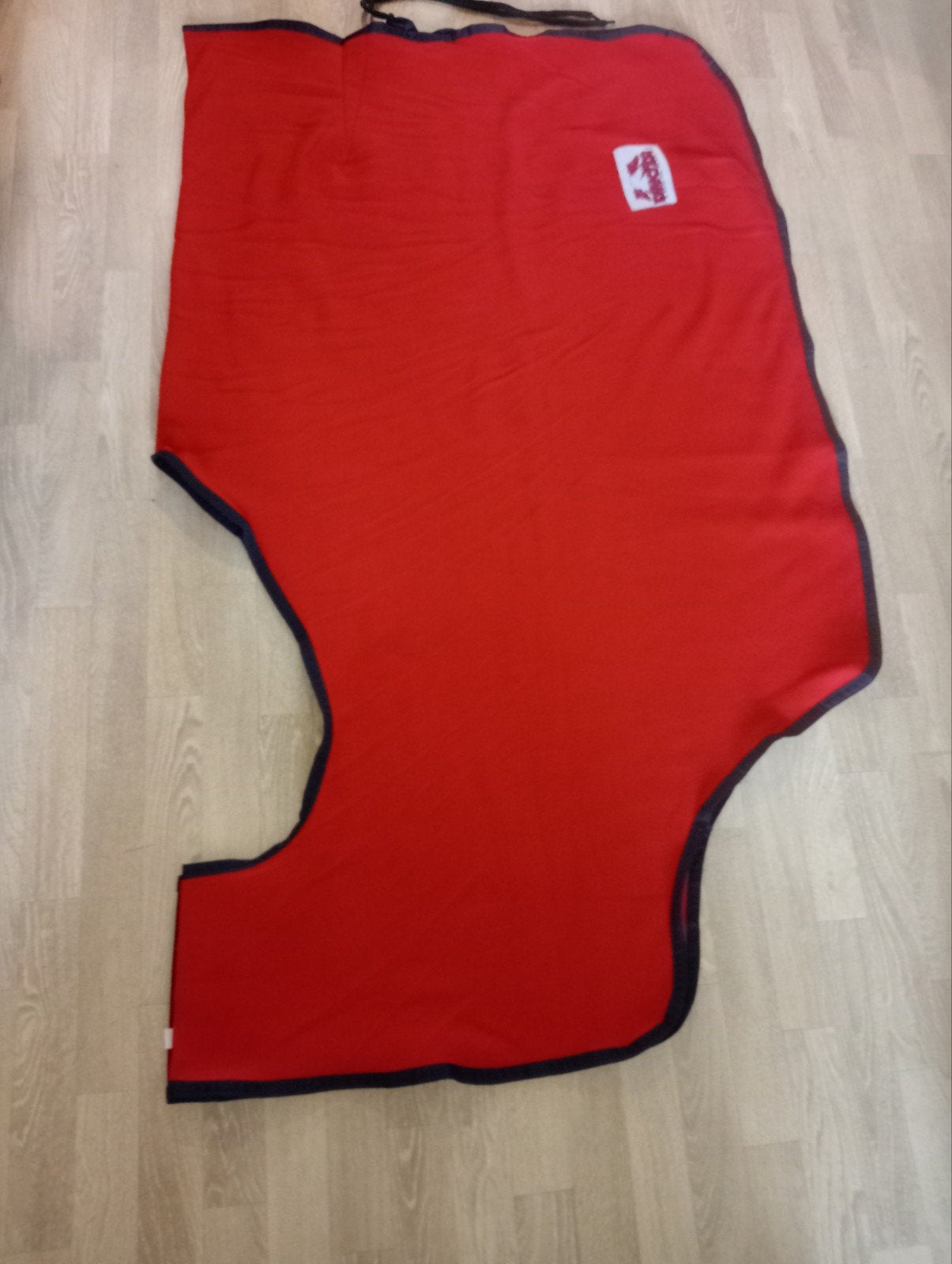 Nieuwe rode Divoza fleece uitrijdeken mt full, Ophalen of Verzenden, Nieuw