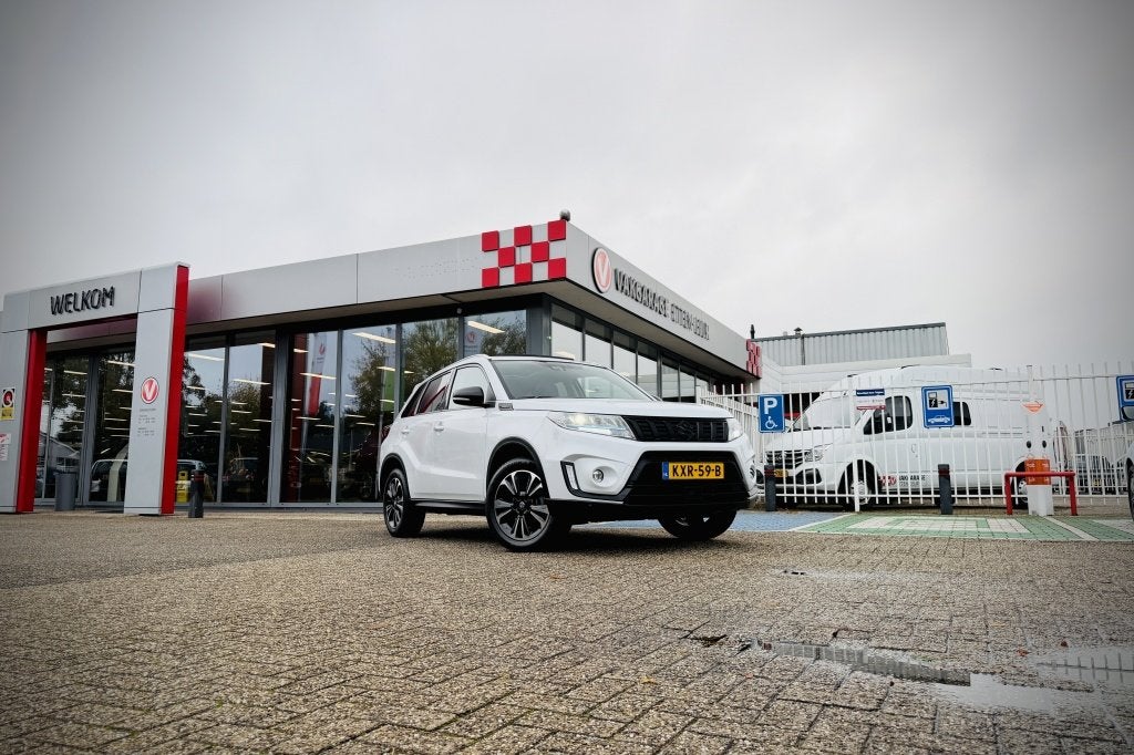 Suzuki Vitara 1.5 Hybrid Style, Auto's, Automaat, 12 maanden, Gebruikt, Euro 6