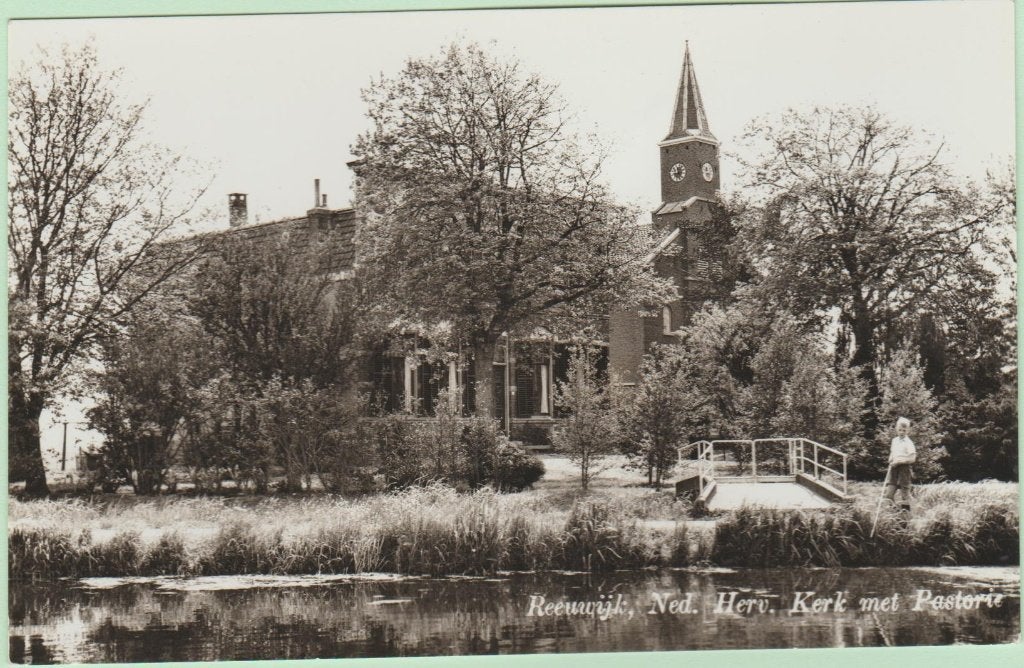 Reeuwijk Ned. herv. Kerk met Pastorie 1955, Verzamelen, Ophalen, 1940 tot 1960, Ongelopen, Zuid-Holland