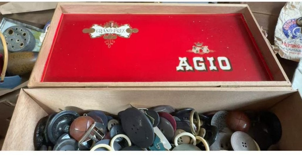 partij vintage knopen bijzondere mantelknopen in Agio kist, Ophalen of Verzenden, Zo goed als nieuw, Knoop of Knopen