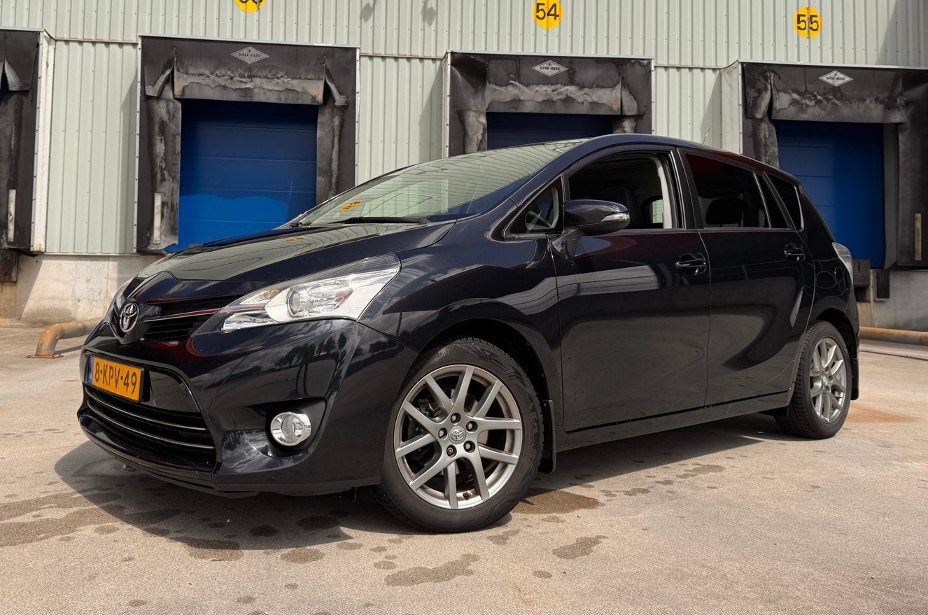 Toyota Verso 1.8 Vvti 5P 2013, Voorwielaandrijving, Lichtsensor, 4 cilinders, Zwart
