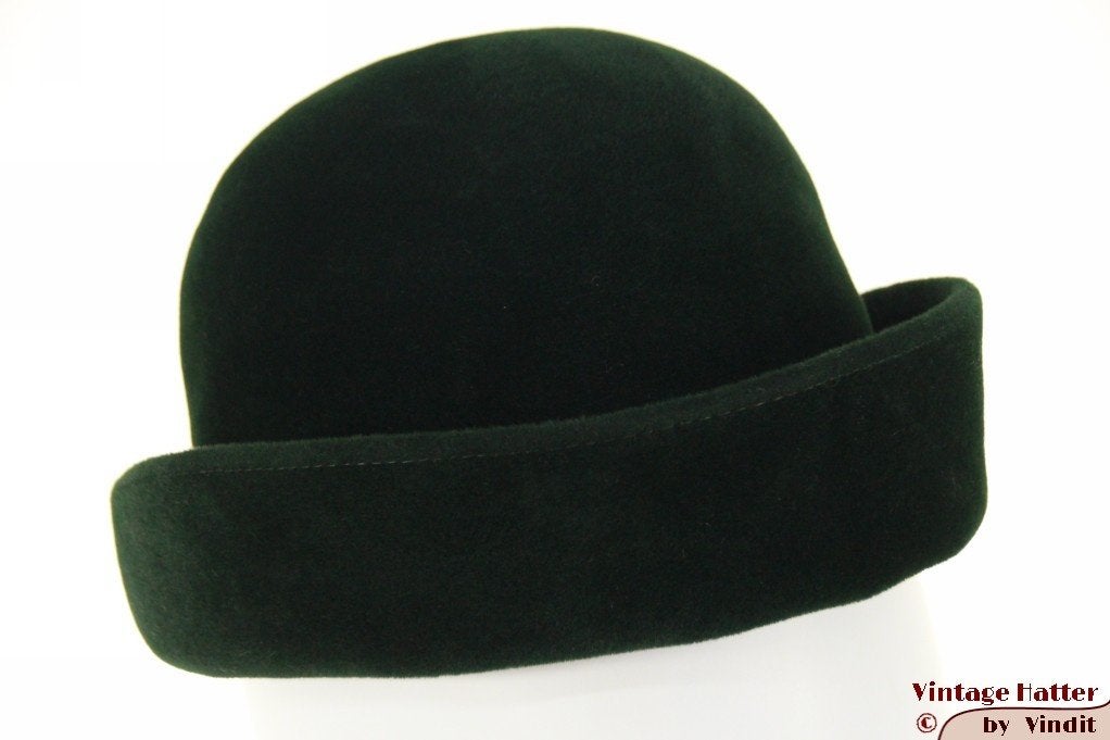 Vintage Dameshoed groen velour 55 = S - XS gratis verzenden, Kleding | Dames, Ophalen of Verzenden, Gedragen, 55 cm (S, 6⅞ inch) of minder