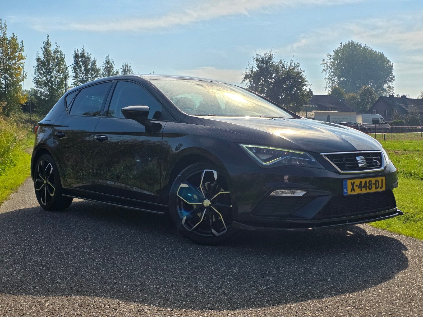 SEAT Leon FR 1.4 TSI | 160 PK | Stage 1 | Panaromadak | LED, Voorwielaandrijving, Stof, Zwart, 610 kg