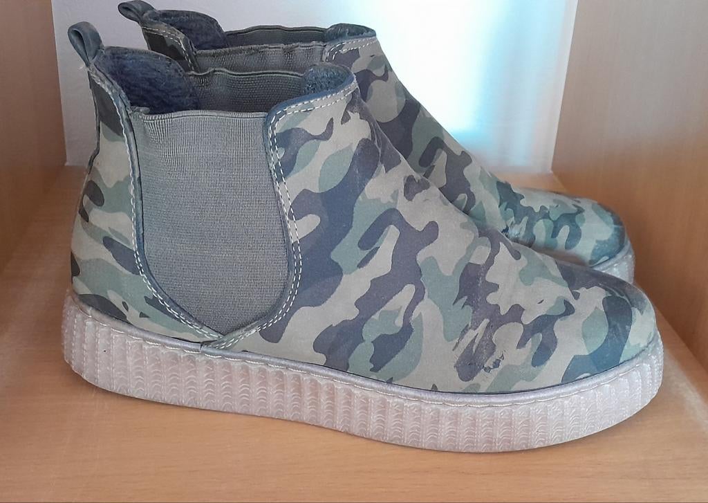 Camouflage Enkellaarzen - Maat 38 Kayla, Lage of Enkellaarzen, Ophalen of Verzenden, Groen, Gedragen
