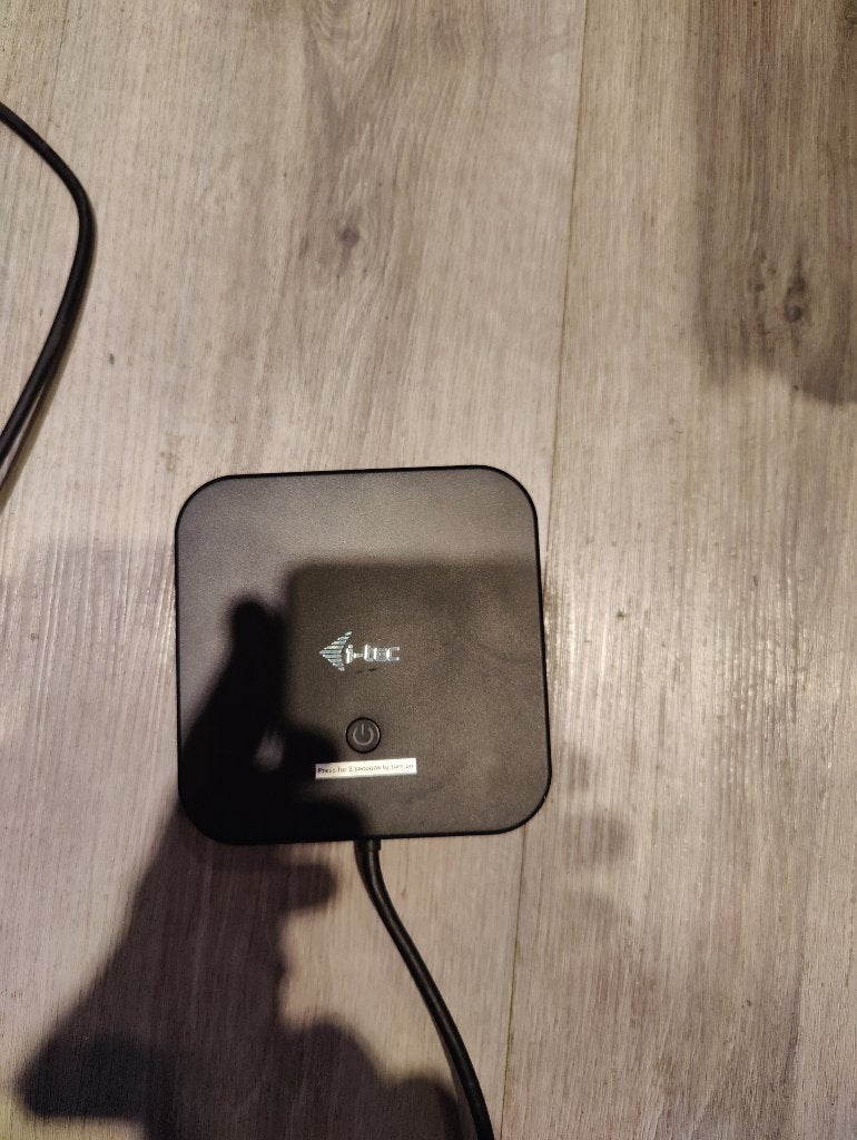 Dockingstation met USB-c laden, Ophalen, Zo goed als nieuw, I-tec, Docking station
