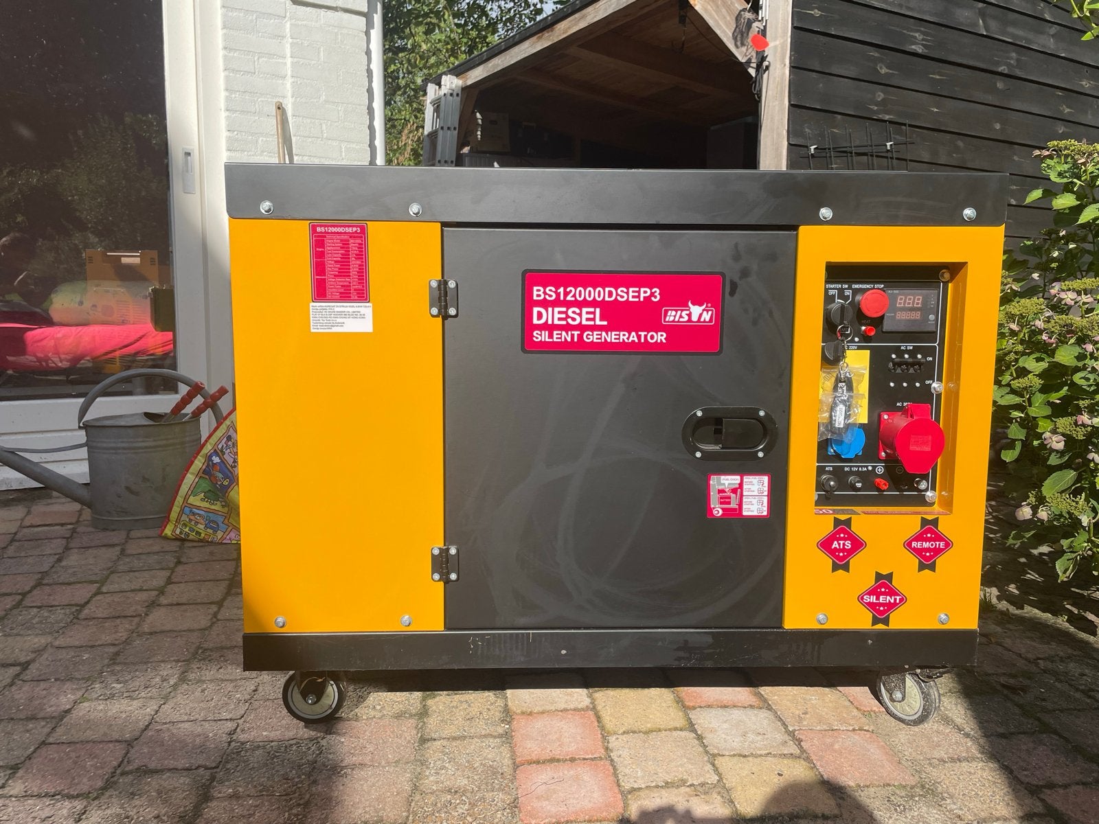 Nieuwe BISON BS12000DSEP3 Diesel Silent Generator, Ophalen, Elektrisch startend, Dieselolie, Nieuw