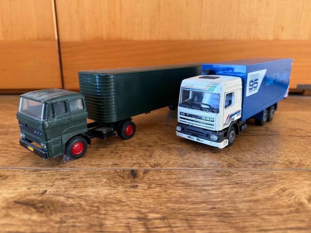 DAF Legertruck + DAF Concept 95 Truck (Lion Toys), Ophalen of Verzenden, Gebruikt, Bus of Vrachtwagen, Overige merken