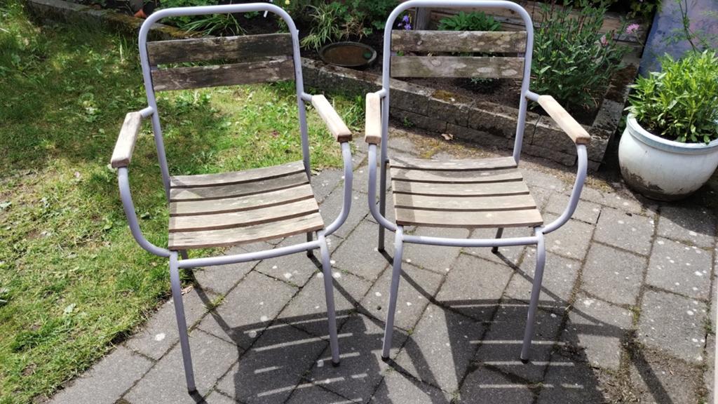 2 tuinstoelen, Tuin en Terras, Tuinstoelen, Gebruikt, Metaal, Stapelbaar, Ophalen