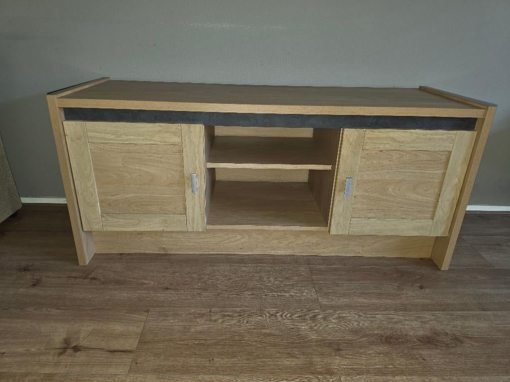 Tv meubel, Ophalen, Gebruikt, 100 tot 150 cm, Eikenhout