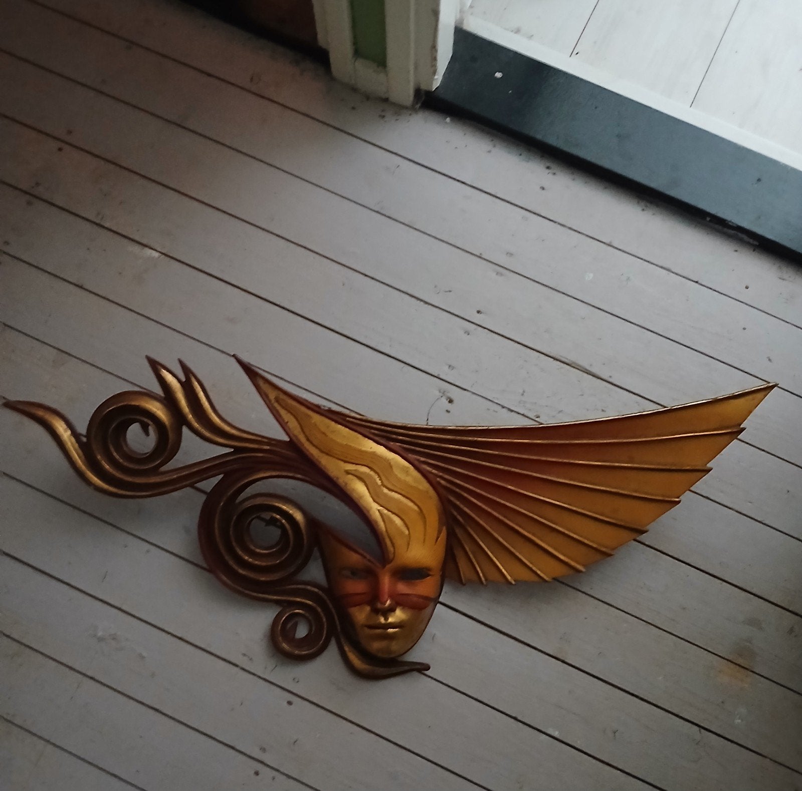 Masker om op te hangen, Ophalen, Masker