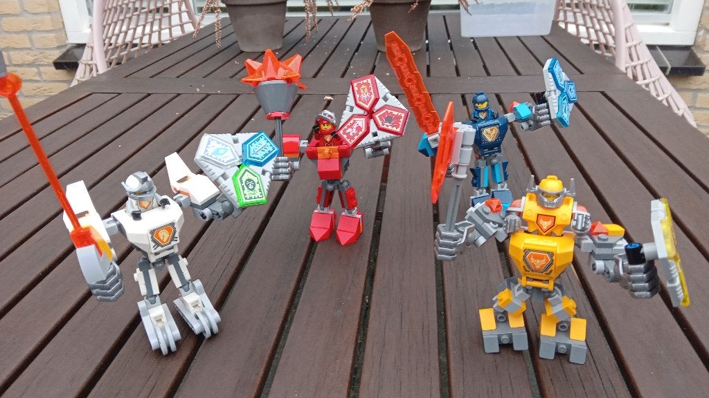 Lego Nexo knights, Kinderen en Baby's, Lego, Ophalen of Verzenden, Zo goed als nieuw, Compleet