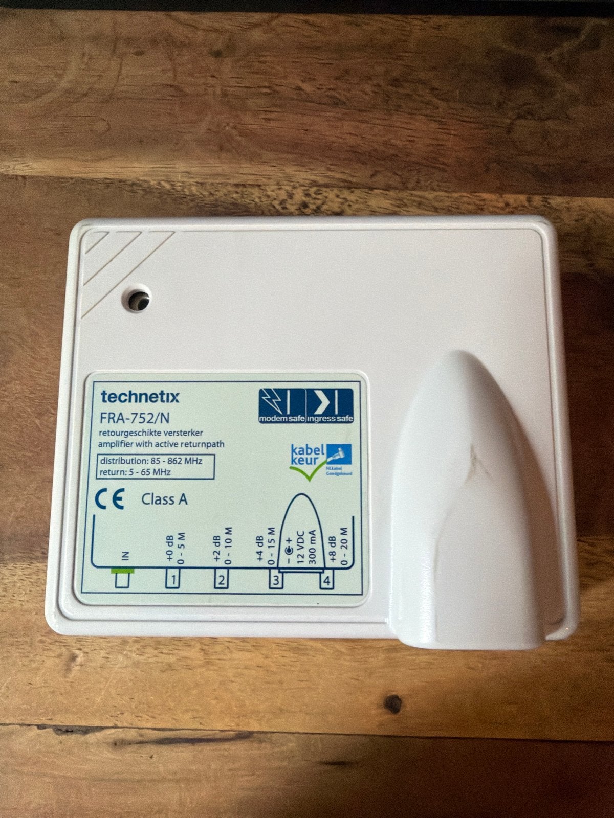Technetix FRA-752/N retourgeschikte versterker, Ophalen of Verzenden, Zo goed als nieuw, Overige kabels