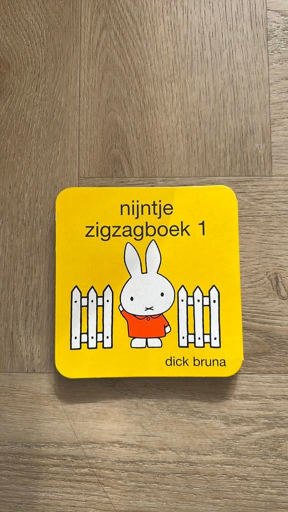 Nijntje zigzagboek 1, Ophalen of Verzenden, Gelezen, Uitklap-, Voel- of Ontdekboek, 1 tot 2 jaar