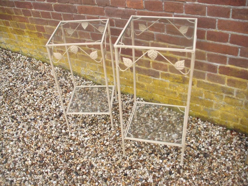2x bijzettafels tafeltjes metaal glas brocante barok 1koop, Ophalen, Minder dan 55 cm, Gebruikt, Brocante barok