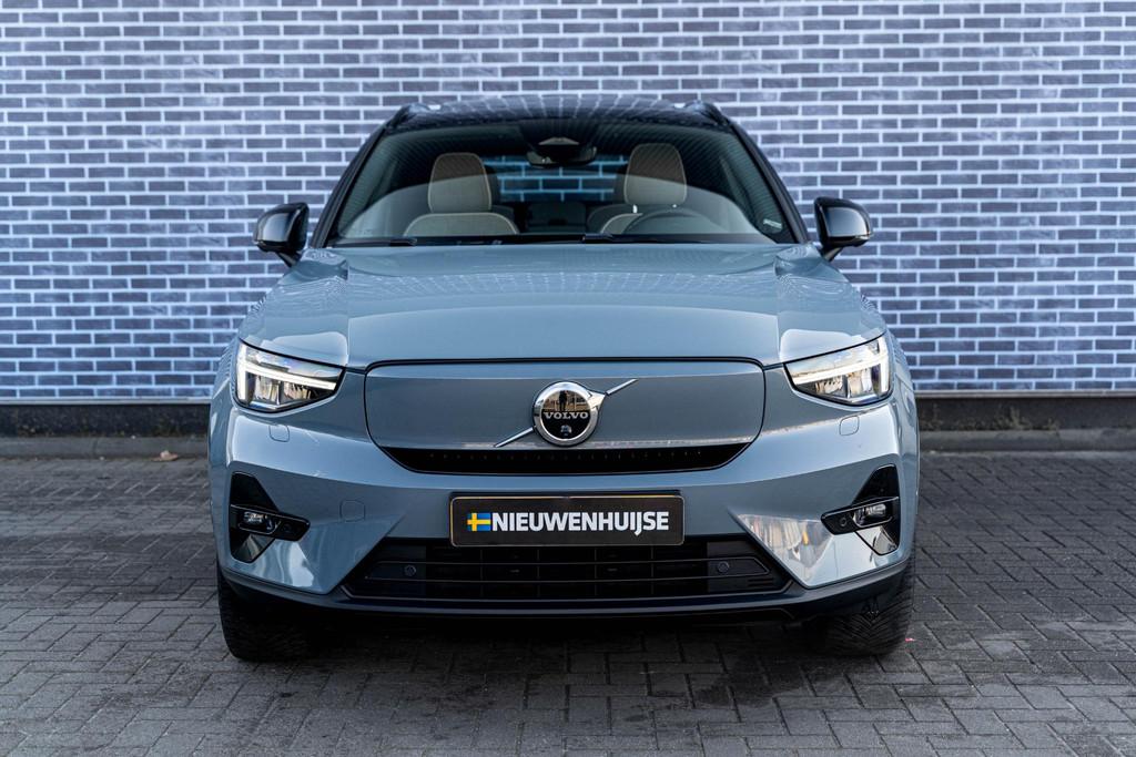 Volvo XC40 Recharge Twin AWD 78 kWh Ultimate | Trekhaak | Pa, Auto's, 12 maanden, Stof, Origineel Nederlands, Vierwielaandrijving