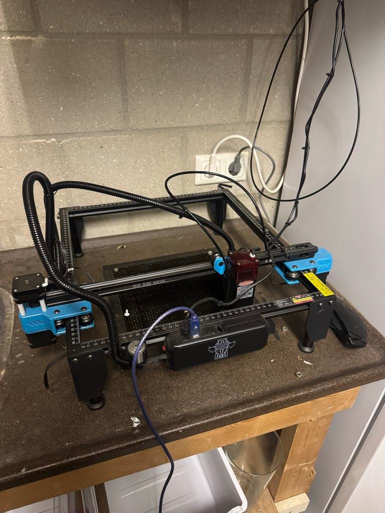 Twootrees 10W laser graveermachine met accessoires, Hobby en Vrije tijd, Ophalen of Verzenden, Gebruikt, Gereedschap of Toebehoren