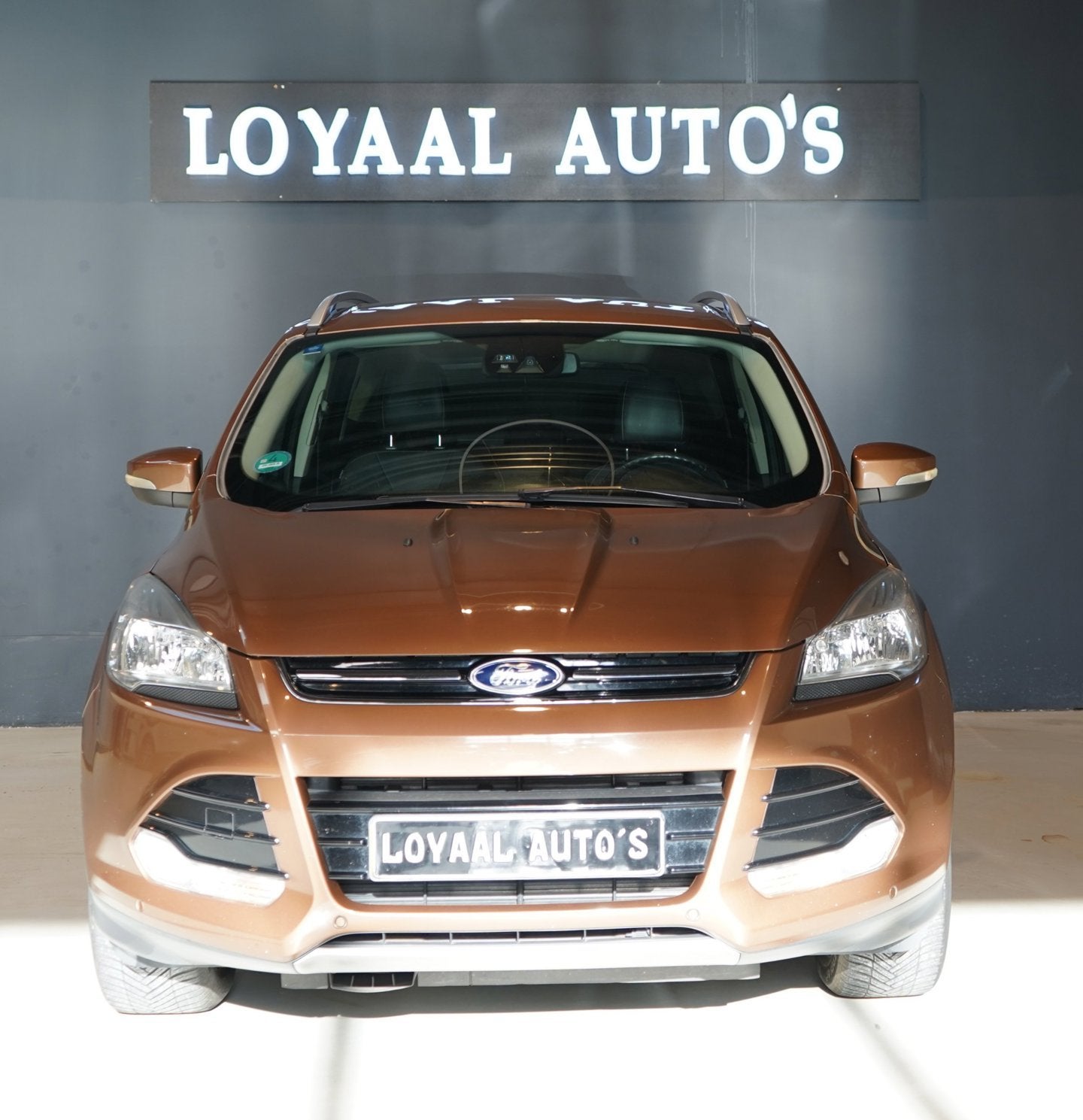 Ford Kuga 1.6 Titanium Plus | CRUISE | PDC | STOELVER. | NAV, Auto's, Voorwielaandrijving, Gebruikt, 4 cilinders, Leder en Stof